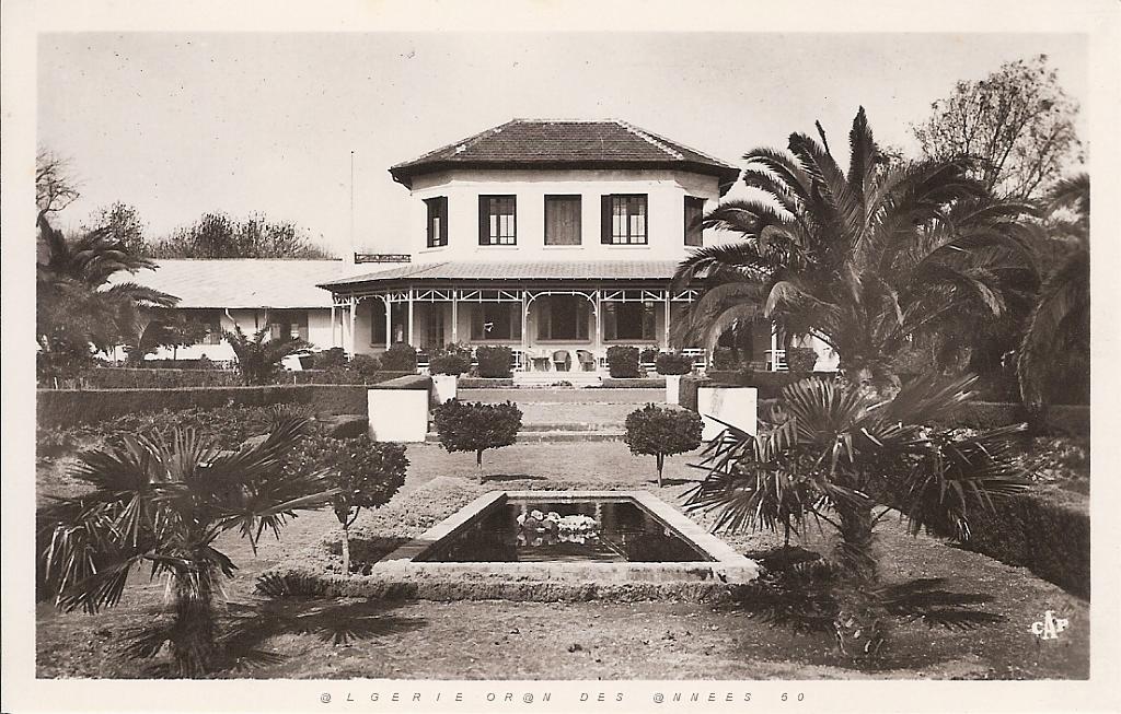 Tlemcen - Hotel Transatlantique.jpg